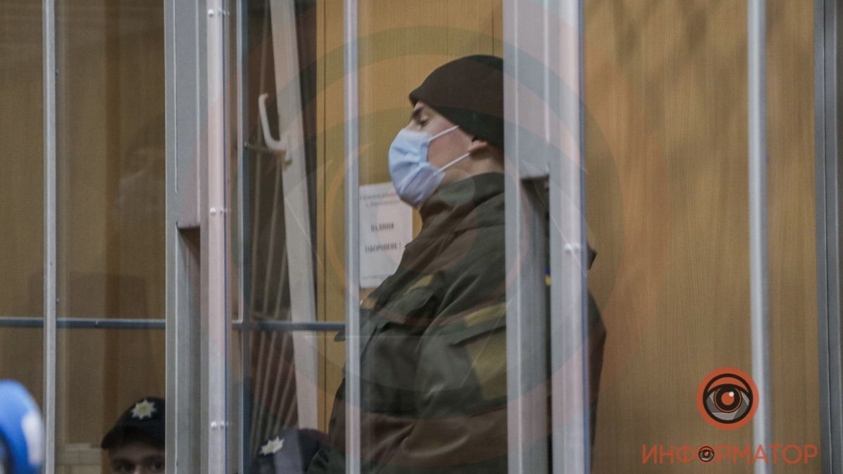 Адвокат Артема Рябчука требует признать его пострадавшим