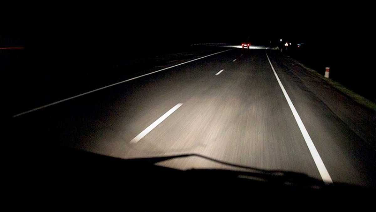 В Днепропетровской области автобус насмерть переехал лежащую на дороге женщину