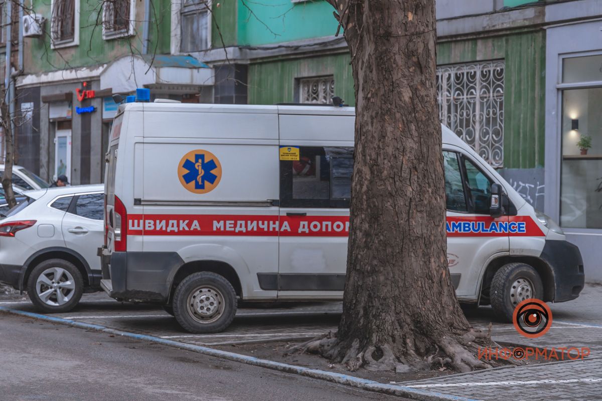 В Днепре на Владимира Мономаха обнаружили труп мужчины