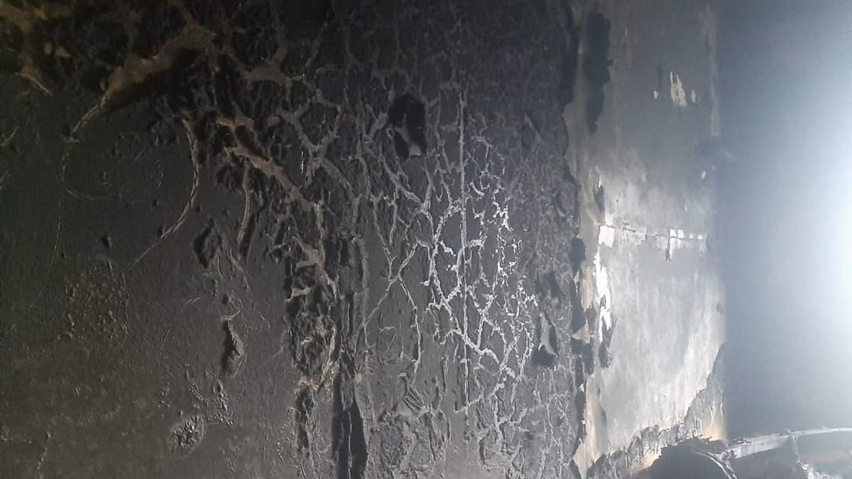 В Каменском горел жилой дом: погибла женщина