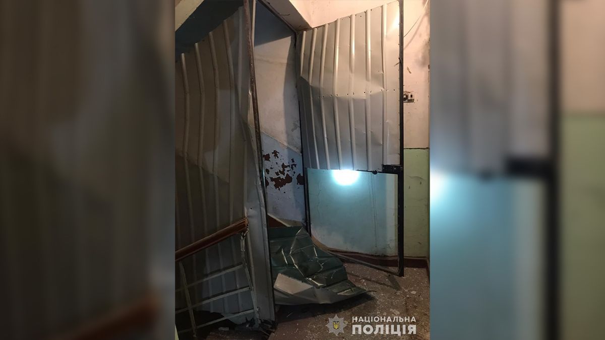 В Никополе в подъезде прогремел взрыв