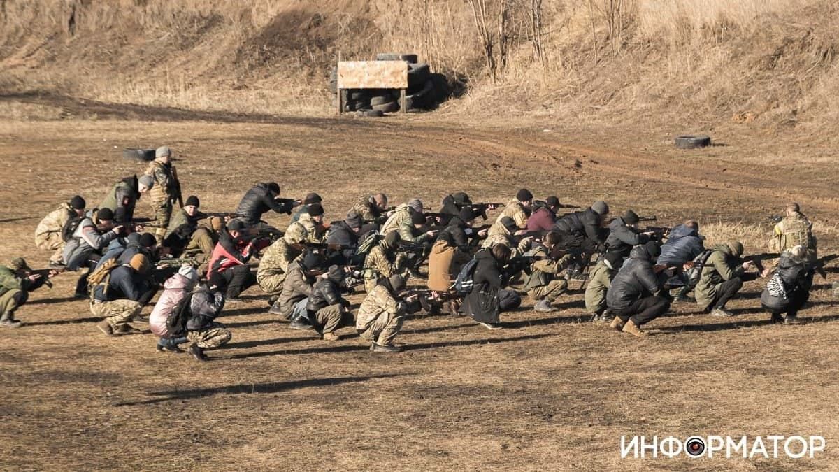 Стрельба, тактика и медицина: как в Днепре прошли сборы теробороны