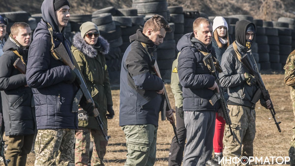 Борис Филатов пригласил жителей города присоединиться к созданию единого центра Территориальной обороны