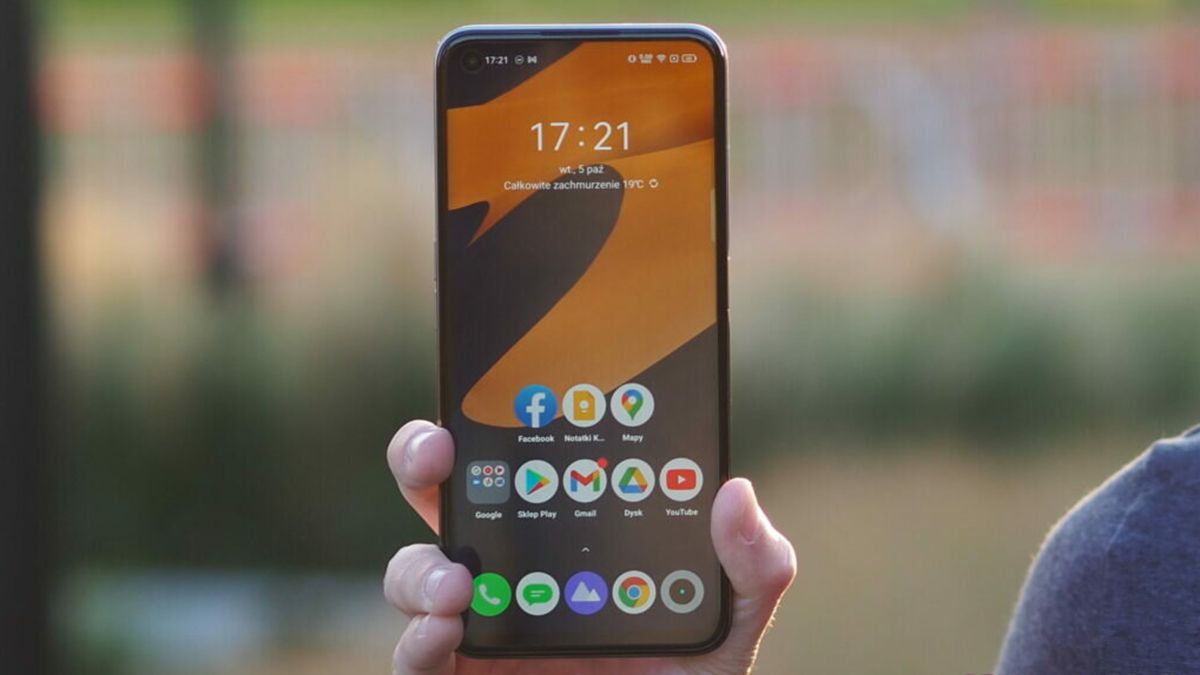 realme сохраняет высокие темпы роста на мировом рынке смартфонов в четвертом квартале 2021 года, впервые попав в ТОП-5 в Западной Европе