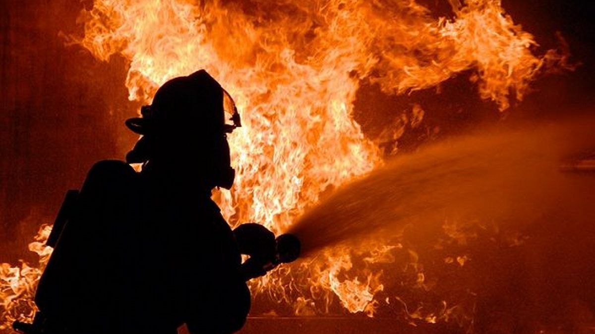В Днепре на улице Орловской случился пожар: пострадавший мужчина умер в больнице