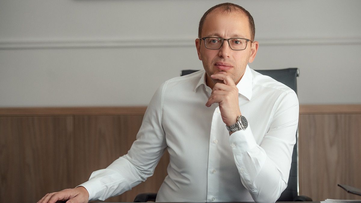 Геннадий Гуфман: "Ситуация с долгами населения за коммунальные услуги близка к критической и чревата непредсказуемыми последствиями"
