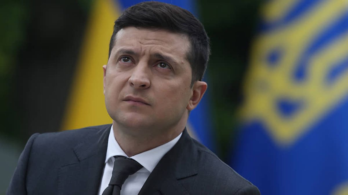 "Я вдячний усім, хто рятує людей саме зараз": обращение Владимира Зеленского к украинцам