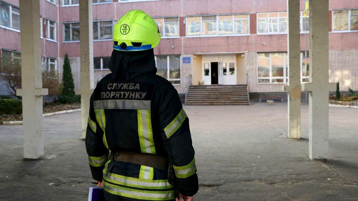 3 тысячи обращений за сутки: по каким поводам не стоит звонить в службу спасения Днепропетровской области
