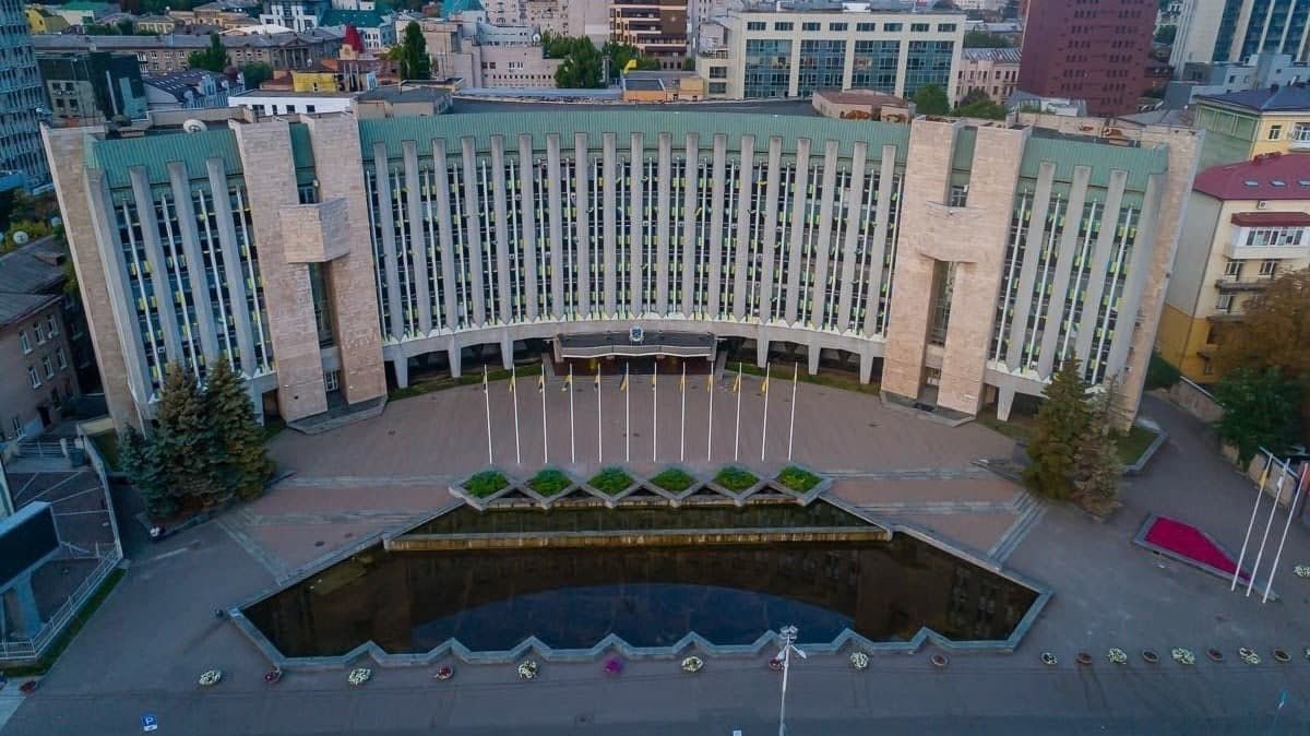 Горсовет: "в Днепре нет десанта, вражеских войск и техники"