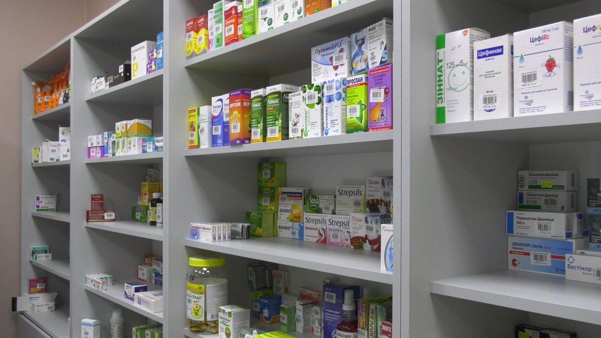 Девушка из Днепра собирает средства на израильские медикаменты в Украину