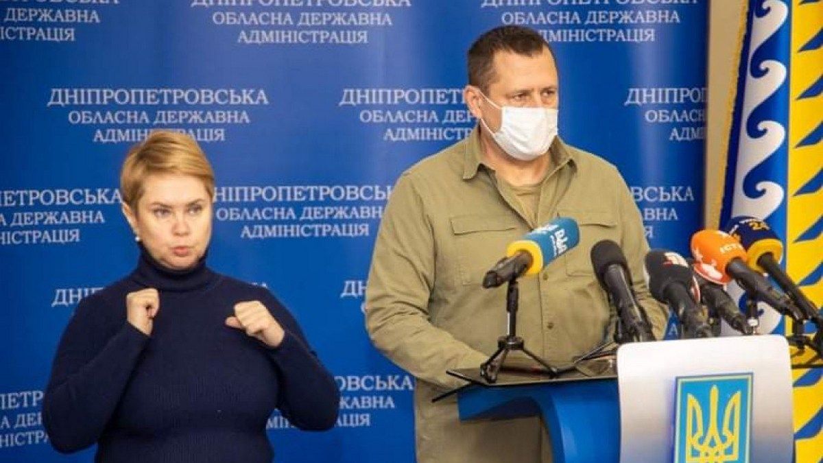 Филатов призвал жителей Днепра не расставлять самостоятельно «ежей» и ограждения, ведь это может парализовать работу армейцев и проезд скорых