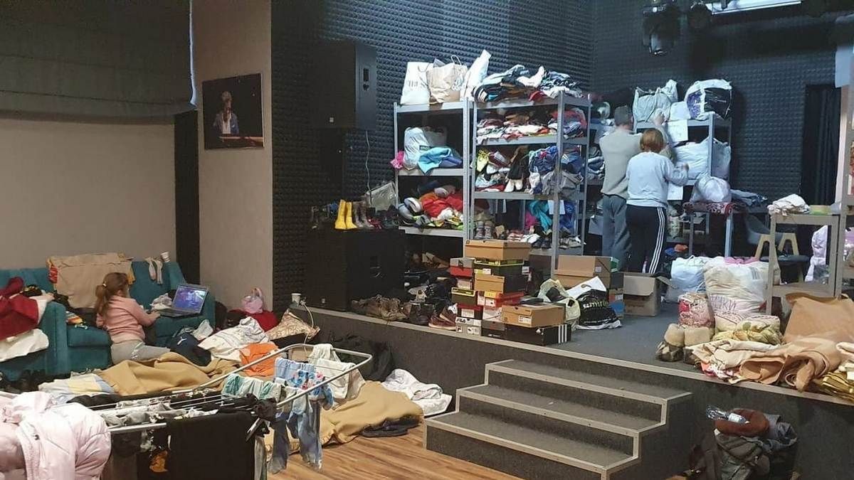 В Днепре работает штаб помощи переселенцам: какие лекарства и средства гигиены необходимы