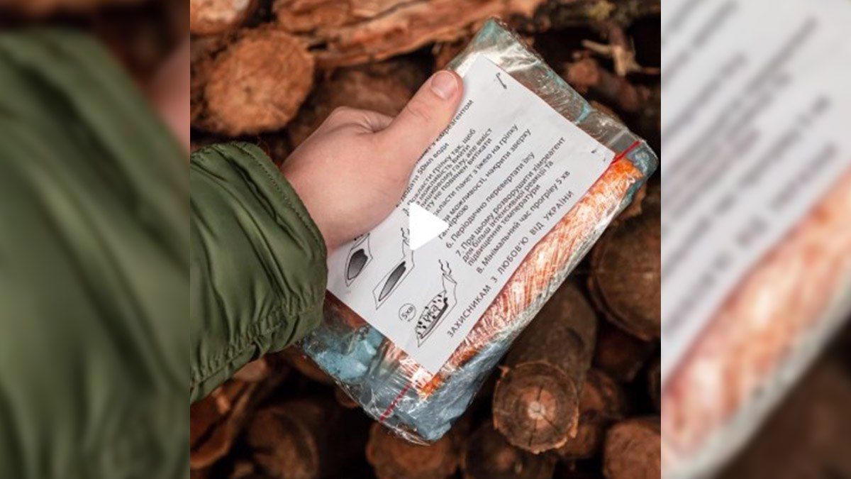 В поддержку экономики: компания Rock&Roll производит военную пищу, которую можно разогреть без огня и электричества