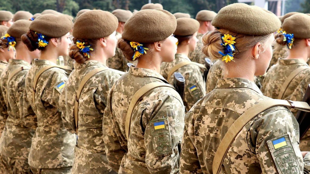 Кого в Украине освободили от военной службы