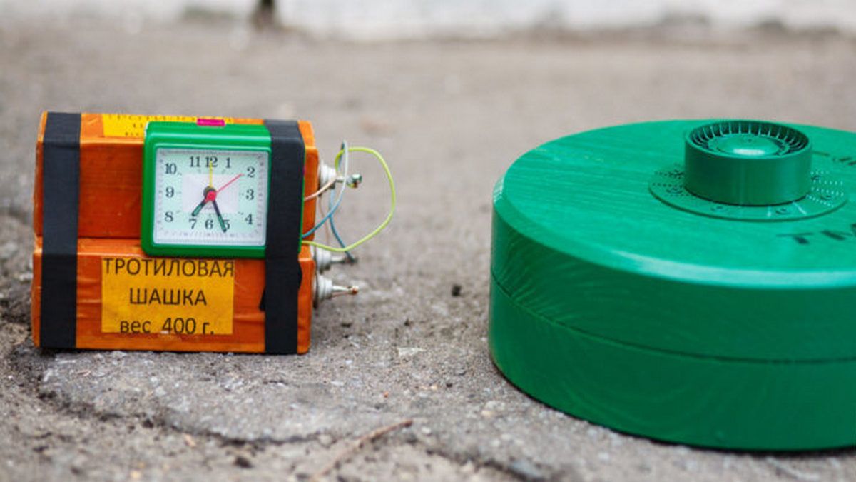Как распознать взрывное устройство: ответ спасателей