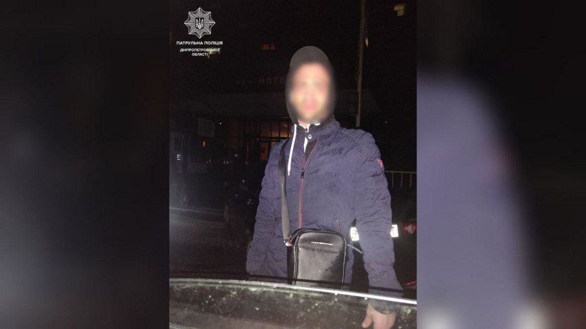 В Днепре во время комендантского часа задержали подозрительного мужчину с паспортом страны ЕС