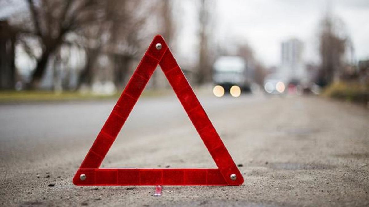 В Днепре на Центральном мосту случилось ДТП: проезд перекрыт