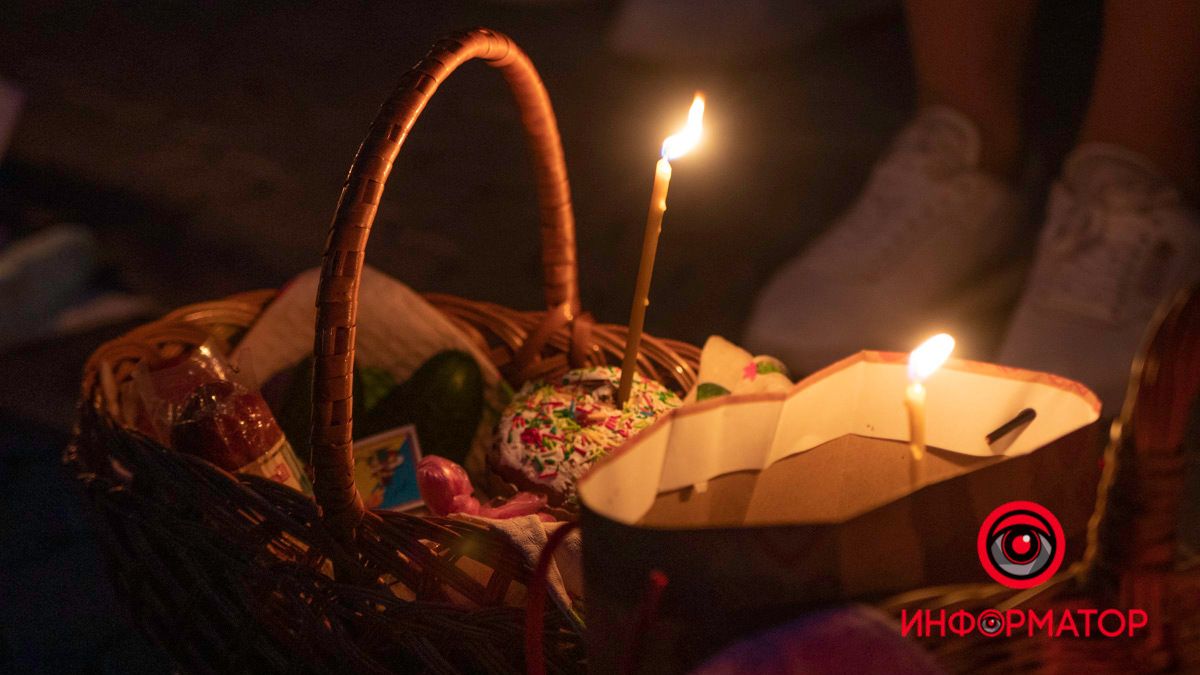 Проведите праздник дома: где и когда смотреть трансляцию богослужений на Пасху