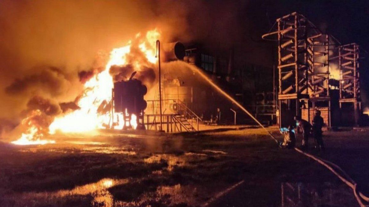 Враг разрушил энергетическое предприятие в Зеленодольске: комментарий спасателей