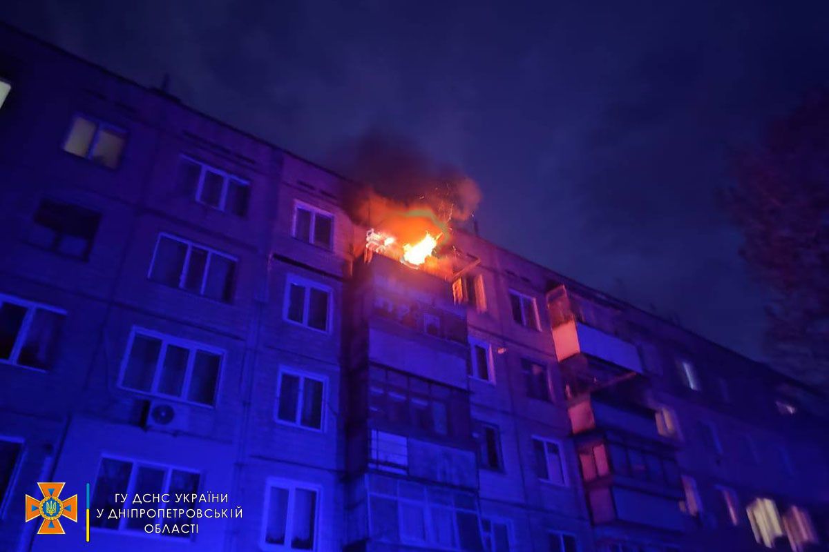 В Днепре загорелся балкон в 5-этажном доме