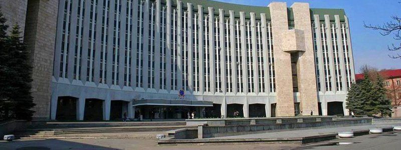 В депутатском корпусе Горсовета Днепра произошли очередные рокировки