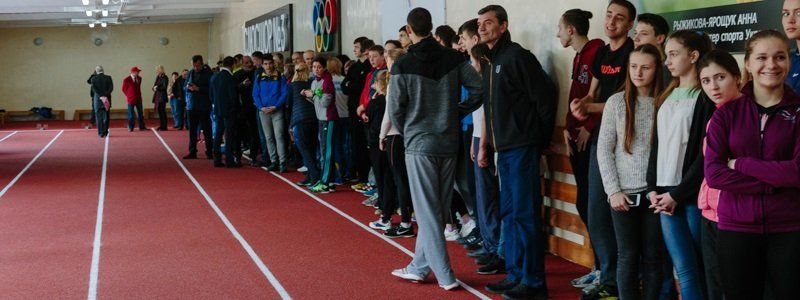 В Днепре Марина Филатова открыла легкоатлетический манеж (ФОТО)