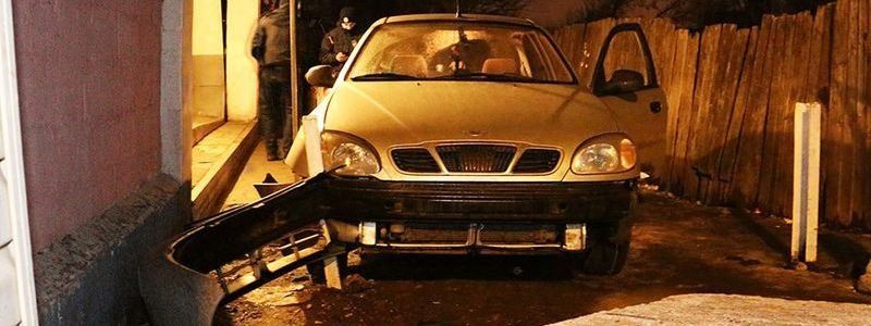 Водитель Daewoo, уходя от погони по навигатору, попал в ДТП (ФОТО)