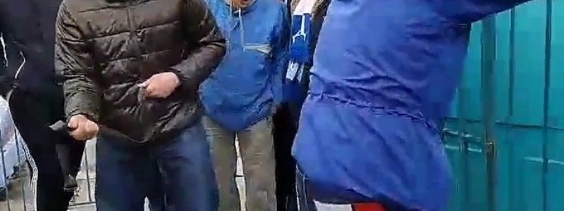 Как в Днепре болельщиков в фанаты переводят: и почему после этого сильно болит зад