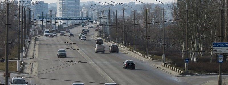 Новый мост в Днепре полностью перекроют уже 9 марта