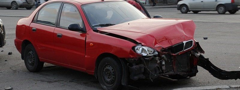 На Титова в ДТП столкнулись Daewoo Lanos и Mitsubishi Outlander