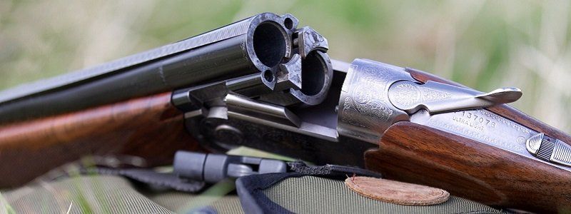 Подробности стрельбы на Солнечном: мужчина получил пулю из ружья из-за девушки