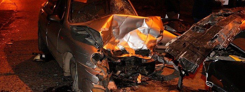 Cмертельное ДТП: в Днепре лоб в лоб столкнулись два автомобиля