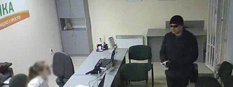 В Днепре полиция задержала преступника, орудовавшего по всей Украине