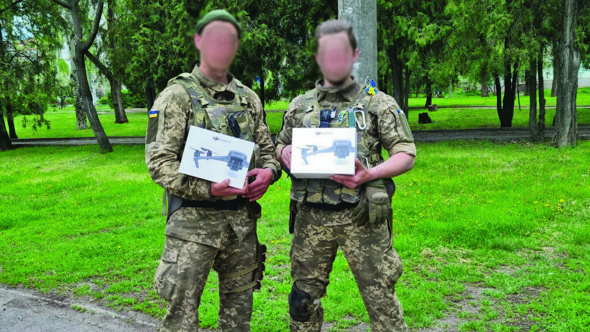 Быть на связи и видеть за километры: как фонд ИНТЕРПАЙП "Відродження регіону" помогает Защитникам Украины