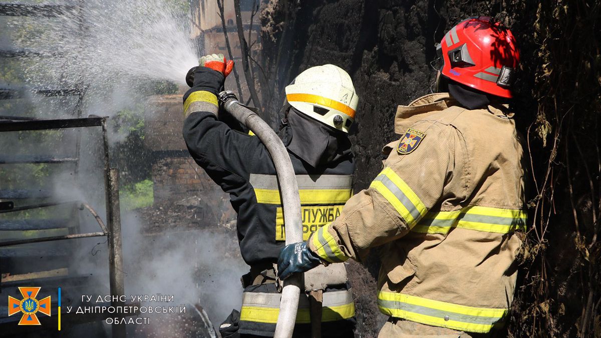 В Днепре на Маяковского горела емкость для сбора газового конденсата