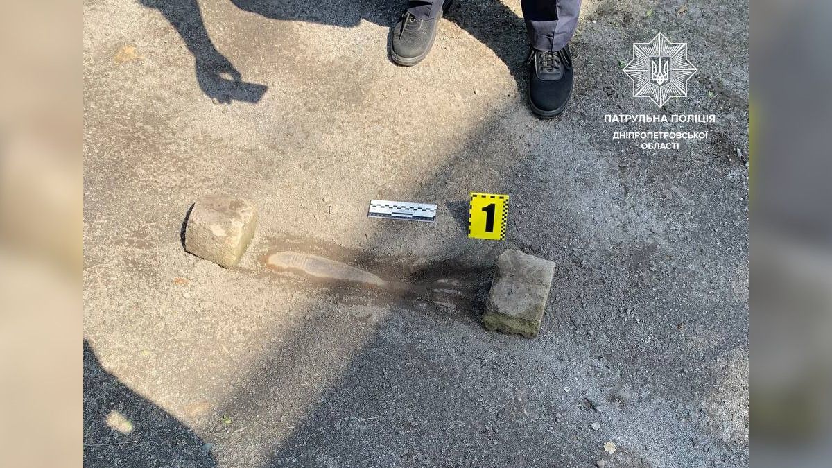 В Днепре на территории завода нашли минометную мину