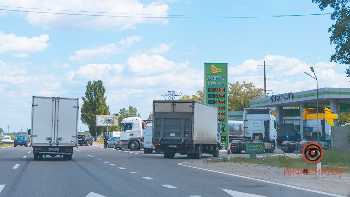 Где в Днепре есть бензин и реально заправиться