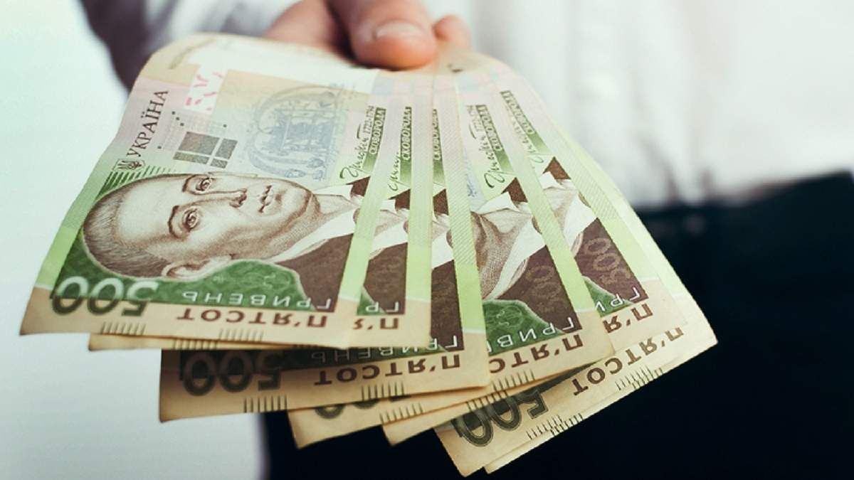 В Украине трижды пересчитают пенсии до конца года: кто получит повышенные выплаты