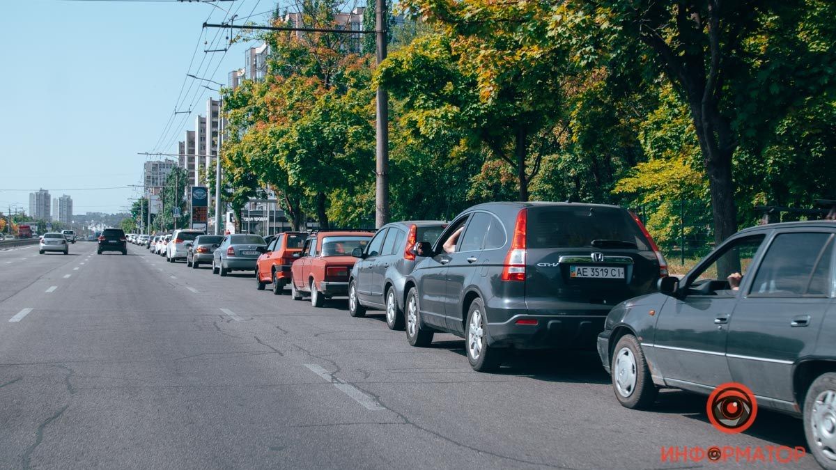 Где в Днепре есть бензин и реально заправиться