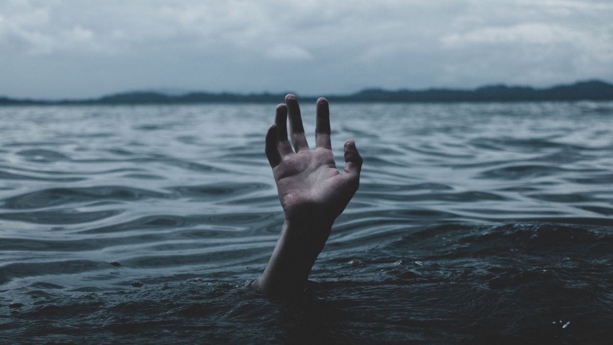В Кривом Роге из воды достали тело 39-летней женщины