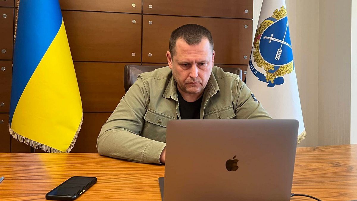 Мэр Днепра Филатов о Кабмине: «Если лошадь сдохла, перестаньте на ней скакать. Тем более на переправе»