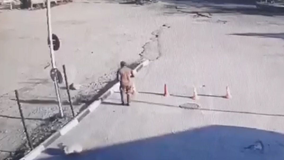 В Днепре на АЗС на Передовой мужчина стрелял в собаку: его личность уже установили