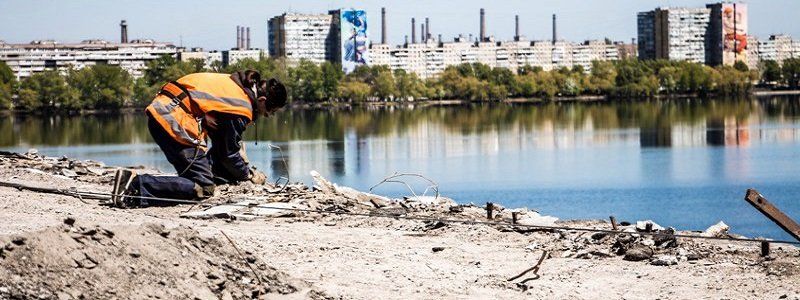 Аварийные балки и ржавые перекрытия: что показало "вскрытие" Нового моста