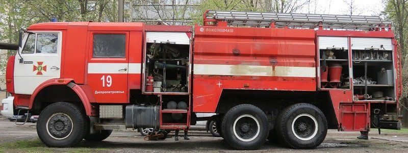 "Горячий" Днепр: на Малиновского сгорела фура
