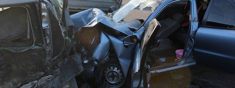 В страшном ДТП на Набережной столкнулись 4 машины: 5 пострадавших, из них 2 детей