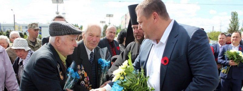 Мэрия Днепра будет продолжать адресную поддержку ветеранов Второй мировой войны