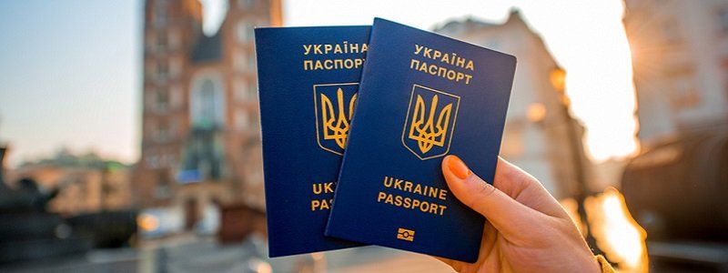 Порошенко: Ряд стран Латинской Америки и Азии вслед за ЕС автоматически предоставят безвизовый режим украинцам