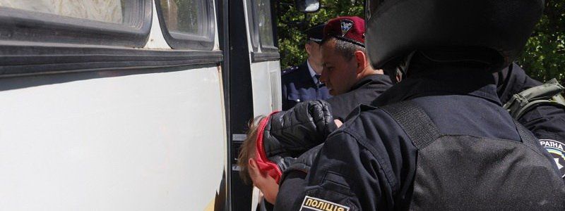 Драка в Днепре 9 мая: в прокуратуре рассказали о ходе следствия