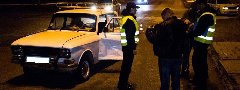 ДТП на Донецком шоссе: столкнулись Москвич и Lanos