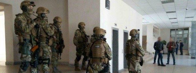 Конец эры Вилкулов: В Кривом Роге депутаты и чиновники мэрии бежали из рабочих мест, город лихорадит